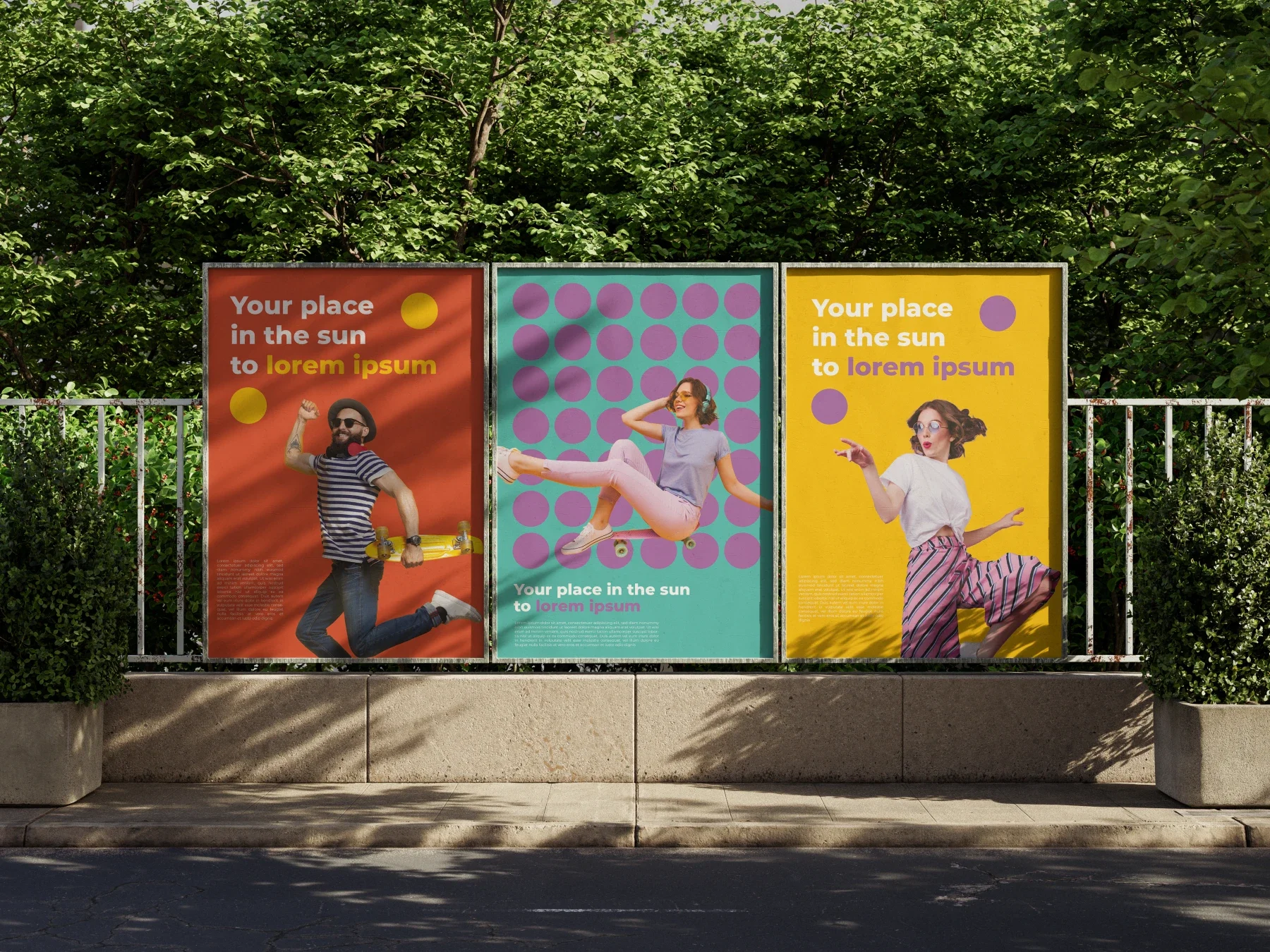 Trois affiches Cascavelle aux couleurs orange, turquoise et jaune.